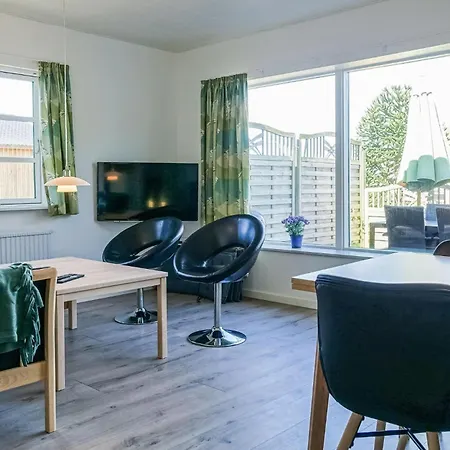 Stunning In With Kitchen *