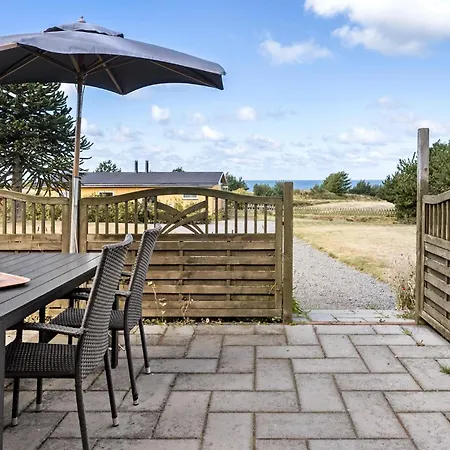 2 Bedroom Gorgeous In Appartement